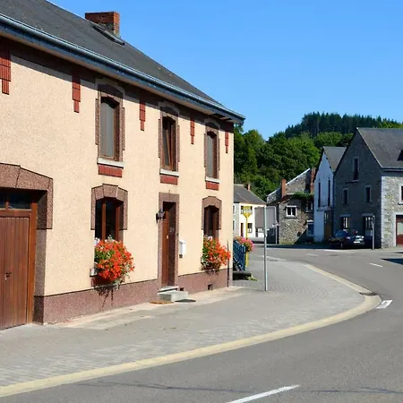 Au Fil De L'eau