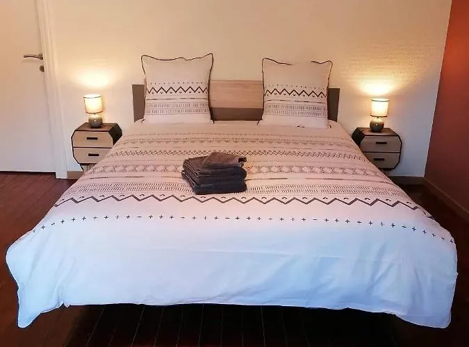 Au Fil De L'eau 3* Grupont