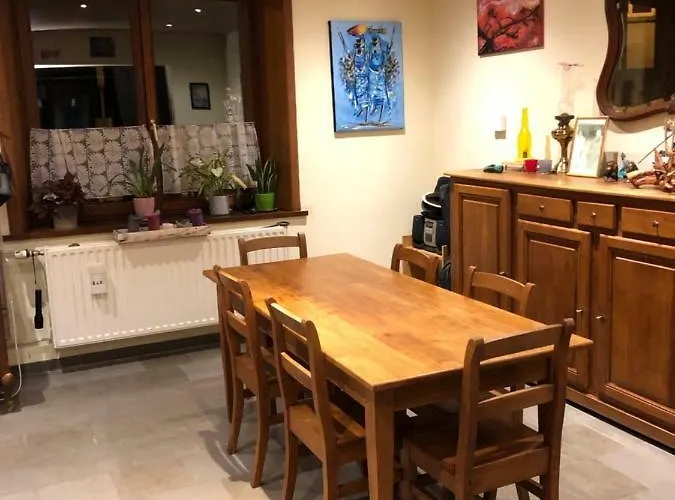 Au Fil De L'eau Guest house Grupont