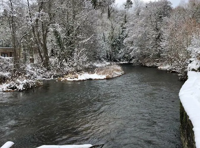 Au Fil De L'eau Grupont